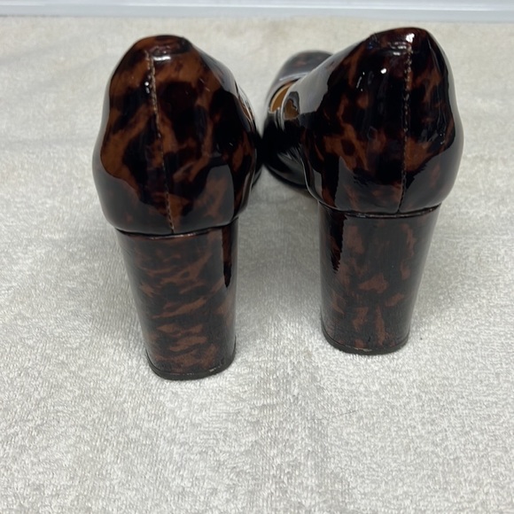 Isola’ Size 8 (I’m always a 7.5). Leopard print, chunky heal shoes. - Picture 5 of 5